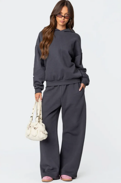 Viral Bow Sweatsuit